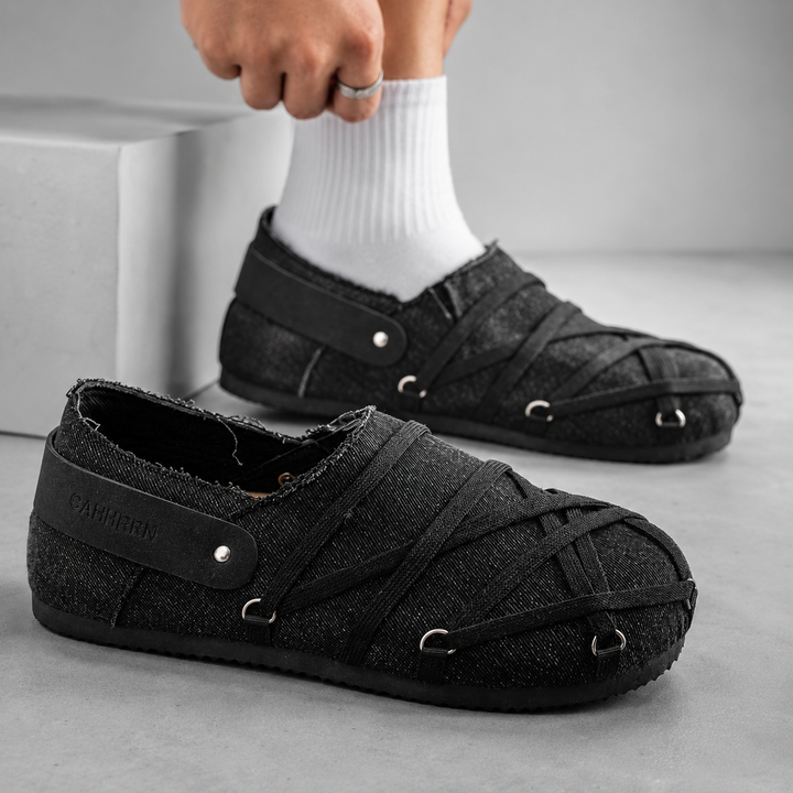 Wexlano Cross-Strap Canvas Sneakers