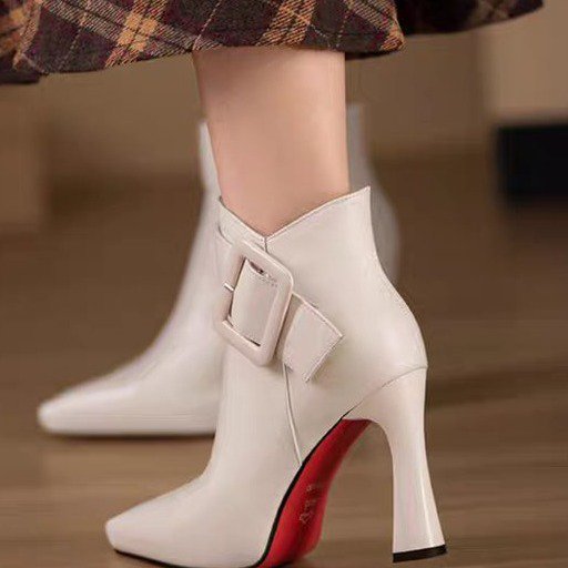 Aveline Buckle Boot
